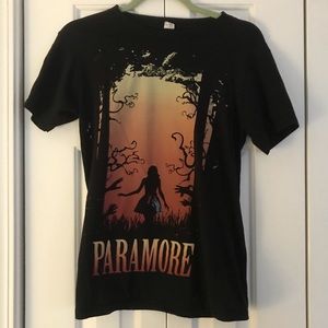 PARAMORE Hot Topic T-Shirt